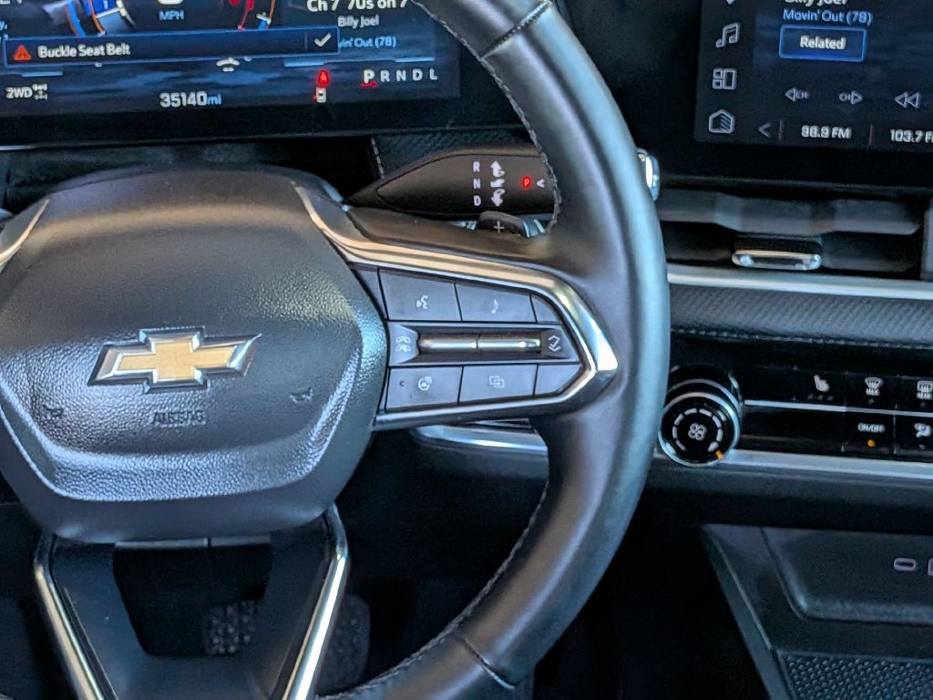 Used 2025 Chevrolet Equinox LT AWD/4WD image 18