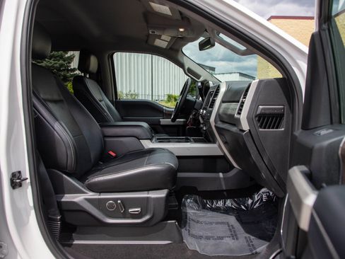 Used 2019 Ford F250 Lariat w/ Chrome Package AWD/4WD image 11