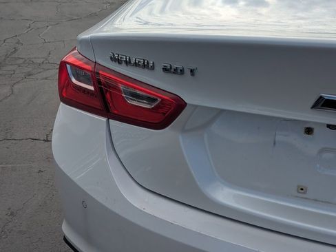 Used 2016 Chevrolet Malibu Premier w/ Driver Confidence Package II image 4