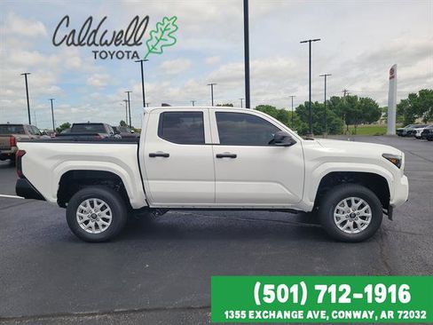 Used 2025 Toyota Tacoma SR AWD/4WD image 4