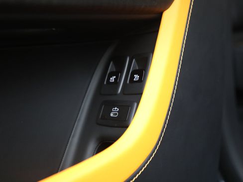 New 2026 Rolls-Royce Cullinan image 28