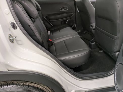Used 2021 Honda HR-V EX-L image 26
