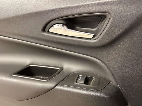 Used 2023 Chevrolet Equinox LT image 20