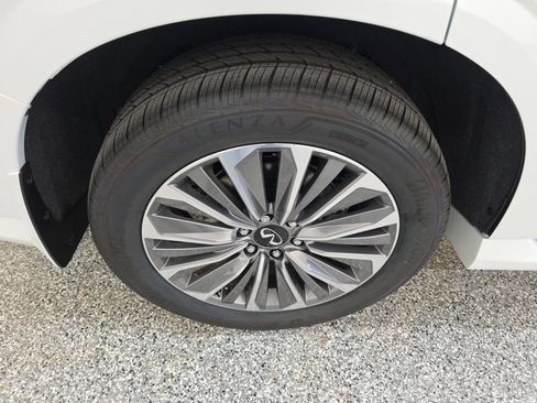 New 2026 INFINITI QX80 Luxe w/ Cargo Package image 14