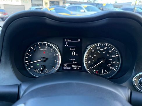 Used 2019 INFINITI Q50 Luxe w/ Essential Package (3.0T Luxe) AWD/4WD image 31