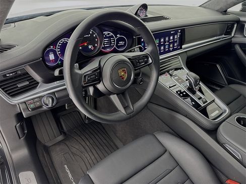 Certified 2023 Porsche Panamera Turbo S w/ Premium Package image 4