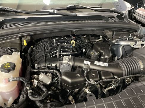 Used 2024 Jeep Grand Cherokee Limited AWD/4WD image 28