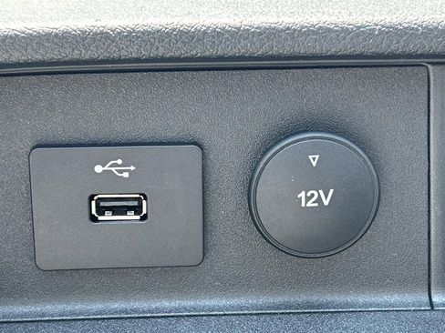 Certified 2021 Ford Transit 250 148 High Roof RWD image 29