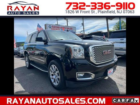 Used 2017 GMC Yukon Denali AWD/4WD image 1