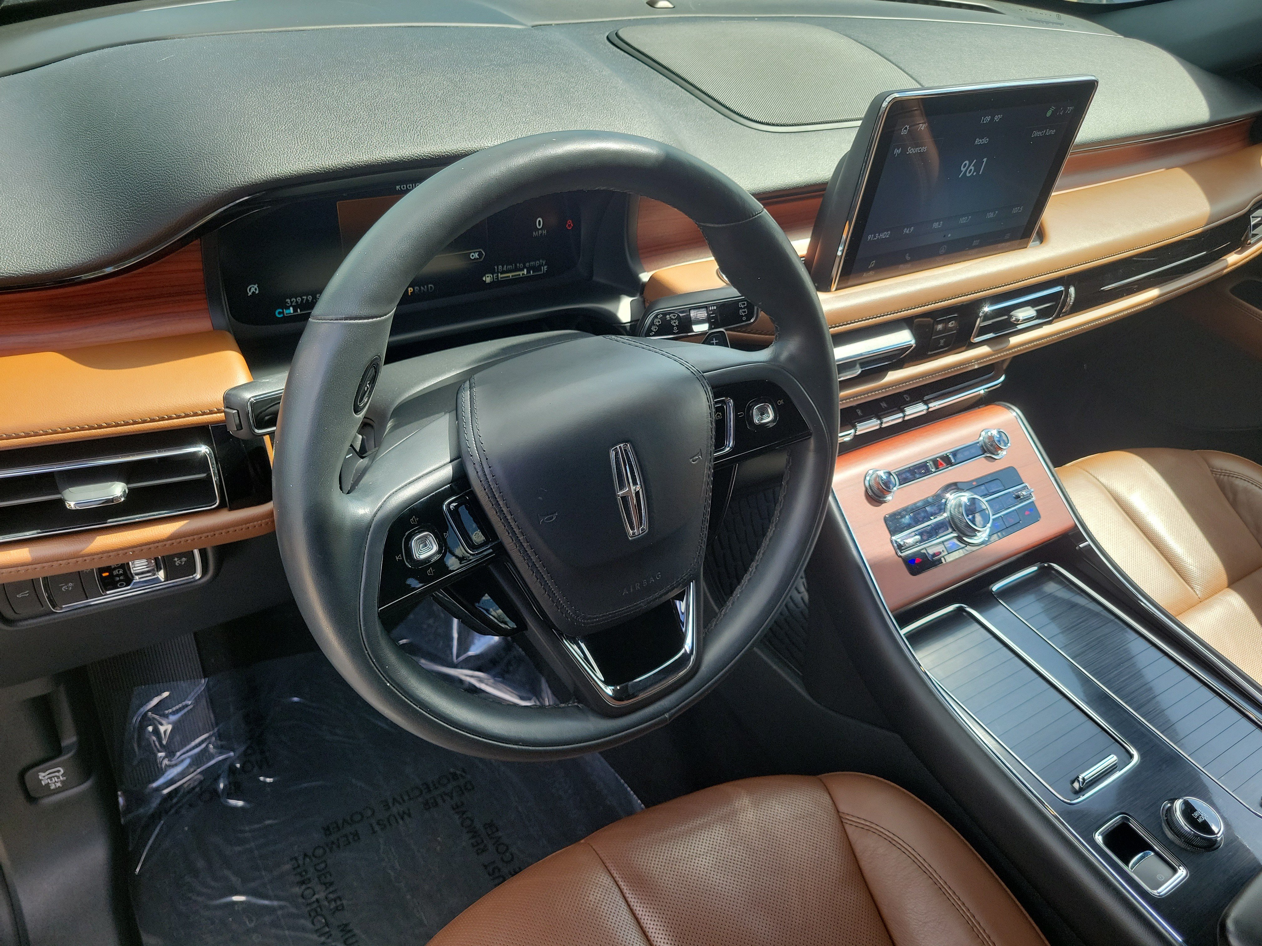 Used 2023 Lincoln Aviator Reserve w/ Elements Package Plus RWD image 9