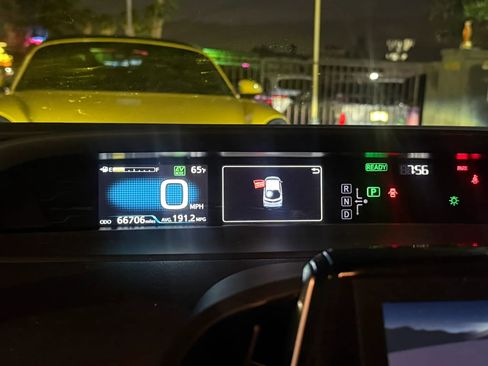 Used 2019 Toyota Prius Prime Premium w/ Carpet Mat Package image 5