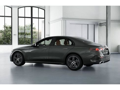 New 2026 Mercedes-Benz E 350 4MATIC Sedan image 31