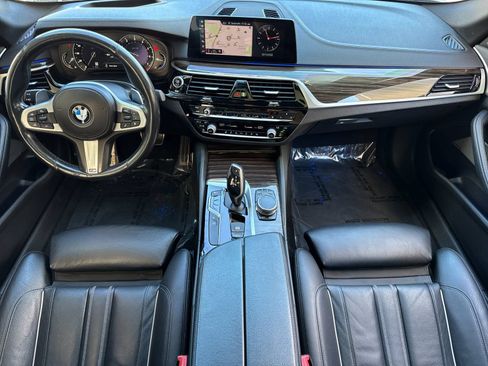 Used 2019 BMW M550i xDrive image 15