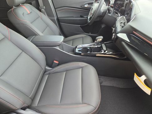 New 2026 Chevrolet Trax RS w/ Driver Confidence Package image 7