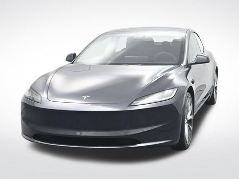 Used 2024 Tesla Model 3 Standard Range RWD image 2