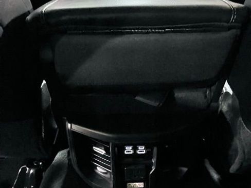 Used 2024 RAM 2500 Laramie w/ Safety Group AWD/4WD image 32