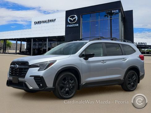 Used 2024 Subaru Ascent Onyx Edition AWD/4WD image 2