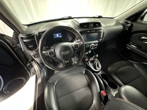 Used 2018 Kia Soul ! image 15