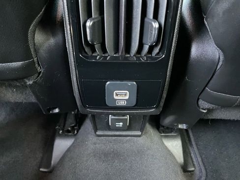 Used 2023 Jeep Compass Limited image 30