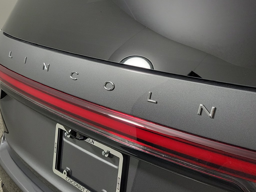 New 2027 Lincoln Aviator Reserve w/ Luxury Package AWD/4WD image 5