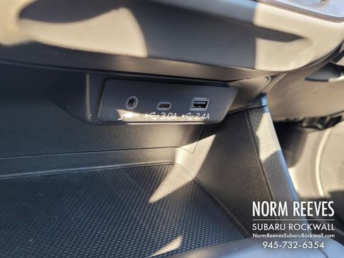 Used 2024 Subaru Crosstrek 2.0i Premium image 28