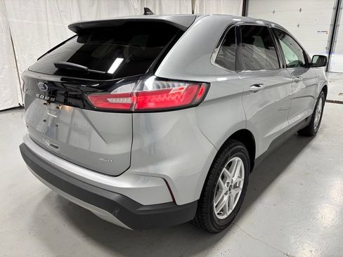Used 2024 Ford Edge SEL AWD/4WD image 7