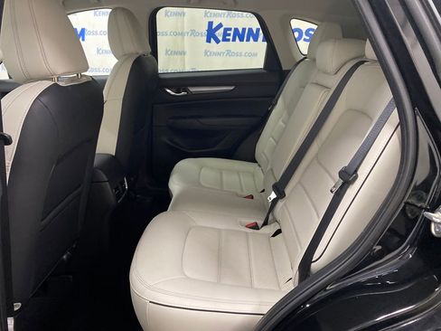 Used 2024 MAZDA CX-5 AWD 2.5 S w/ Preferred Package image 11