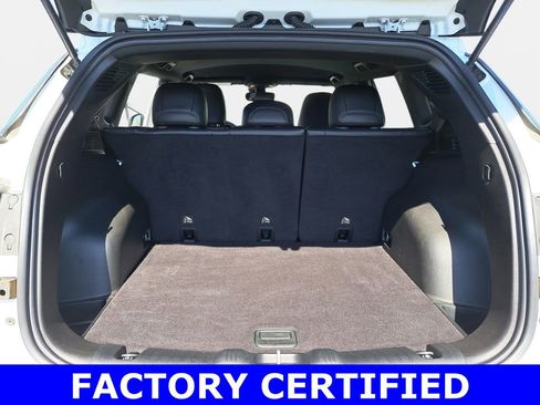 Certified 2023 Jeep Compass Latitude AWD/4WD image 13