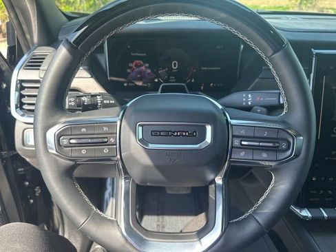 Used 2025 GMC Acadia Denali w/ Super Cruise Package AWD/4WD image 19