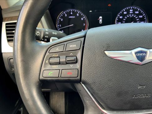 Used 2015 Hyundai Genesis 3.8 w/ Option Group 04 image 20