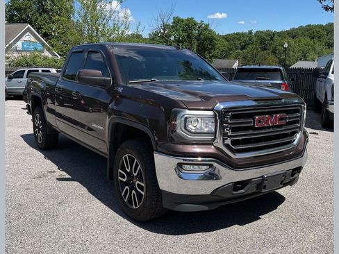 Used 2016 GMC Sierra 1500 SLE w/ SLE Value Package AWD/4WD image 1