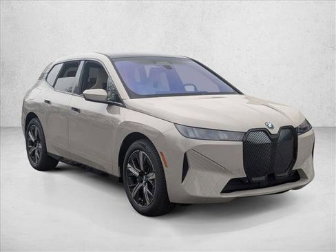 New 2026 BMW iX xDrive60 image 7