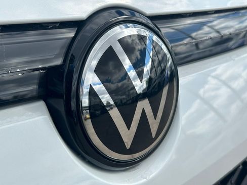 New 2026 Volkswagen Tiguan SE R-Line image 40