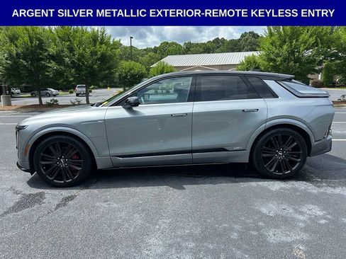 Used 2026 Cadillac Lyriq V w/ LPO, Floor Liner Package AWD/4WD image 11