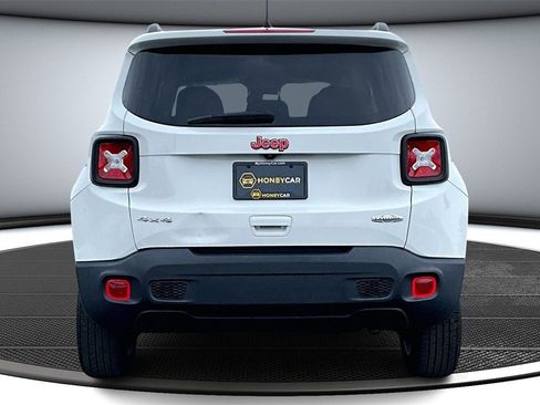 Used 2020 Jeep Renegade Latitude image 5