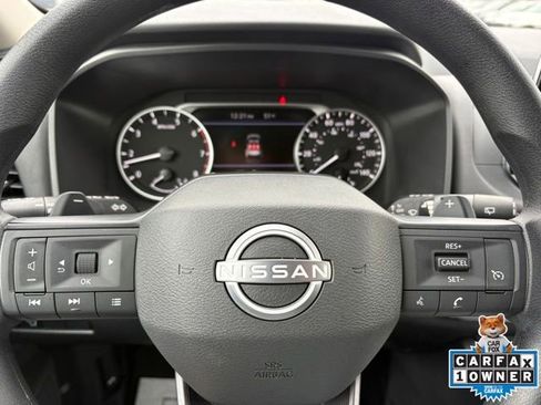 Used 2025 Nissan Rogue S image 15