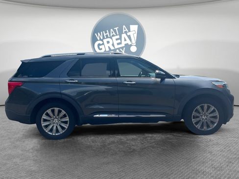 Used 2020 Ford Explorer Limited AWD/4WD image 2