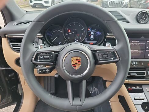 New 2026 Porsche Macan image 27