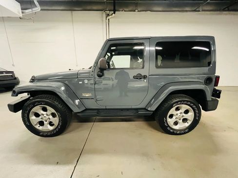 Used 2014 Jeep Wrangler Sahara w/ Connectivity Group AWD/4WD image 5