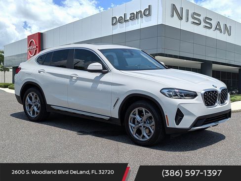 Used 2025 BMW X4 xDrive30i w/ Convenience Package AWD/4WD image 1