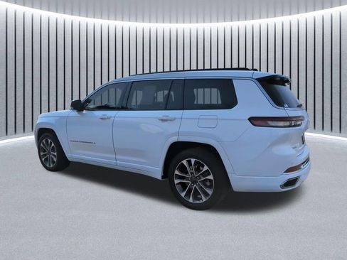 Certified 2025 Jeep Grand Cherokee L Overland w/ Luxury Tech Group IV AWD/4WD image 11