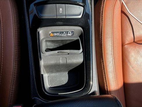 Used 2016 Chevrolet Cruze Premier FWD image 18