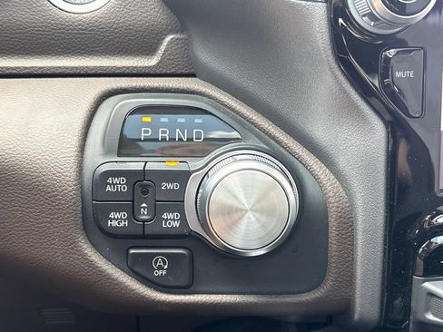 Used 2025 RAM 1500 Laramie w/ Laramie Southwest Edition AWD/4WD image 18