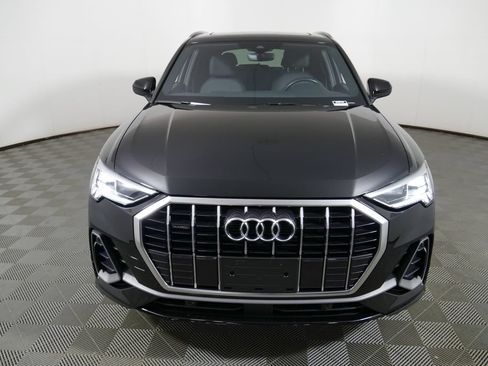 Used 2023 Audi Q3 2.0T Premium Plus w/ Premium Plus Package AWD/4WD image 8