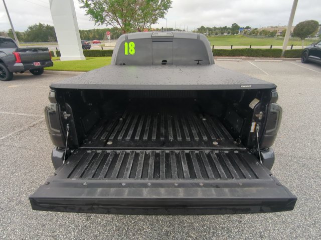 Used 2018 Toyota Tacoma SR5 RWD image 14