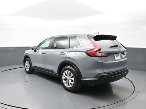 Used 2025 Honda CR-V LX image 8