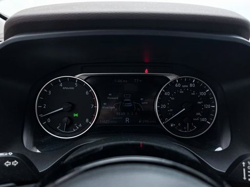 Used 2021 Nissan Rogue S image 28