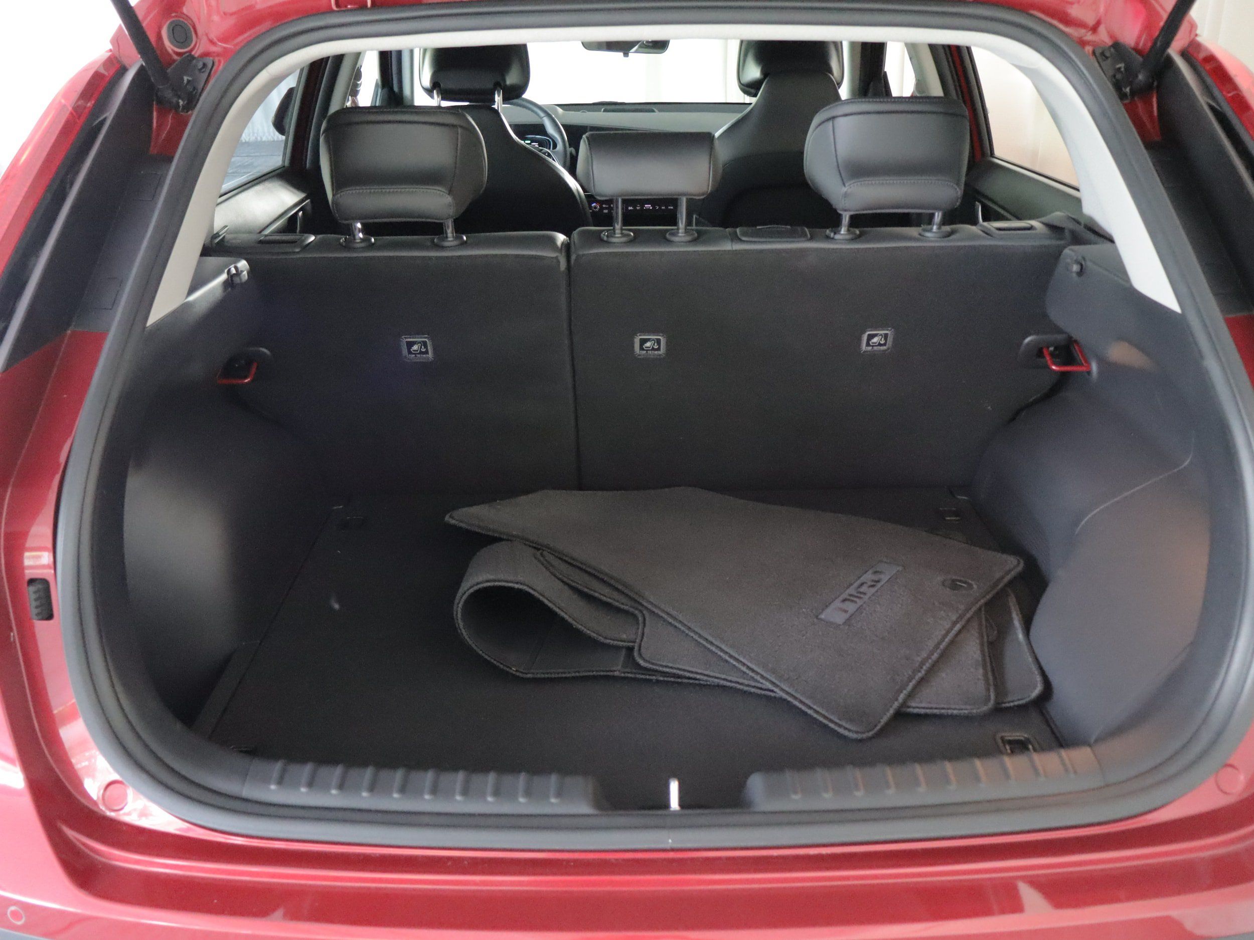 Used 2024 Kia Niro EX w/ EX Cold Weather Package FWD image 19