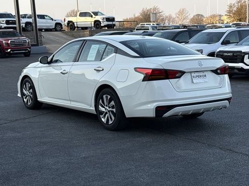 Used 2020 Nissan Altima 2.5 S FWD image 9