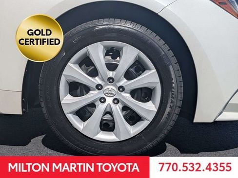 Certified 2022 Toyota Corolla LE FWD image 12
